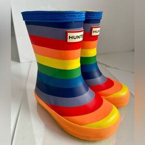 Hunter Rainbow Print Boot